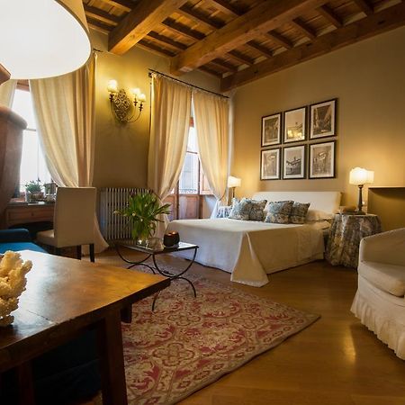Capri Moon Guest House Φλωρεντία Δωμάτιο φωτογραφία