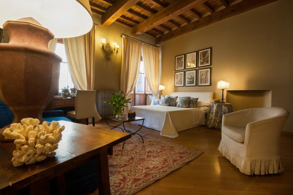 Capri Moon Guest House Φλωρεντία Δωμάτιο φωτογραφία